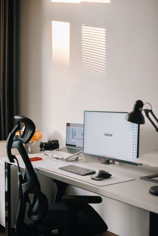 Tips for Organizing a Clutter-Free and Functional Home Office Space